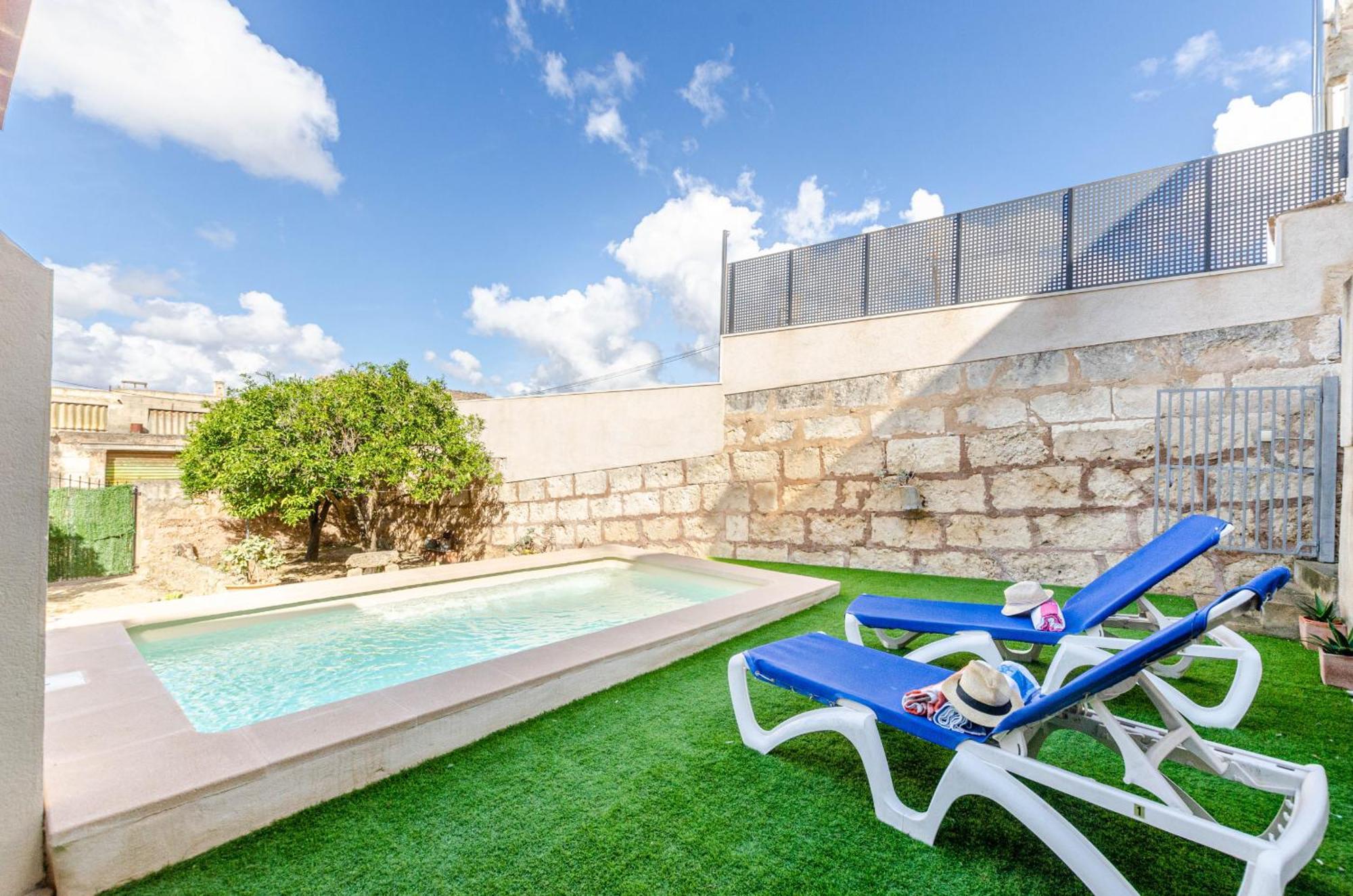 Yourhouse Cas Forner